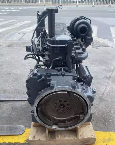 Komatsu Excavator PC220-8 Diesel Engine Assembly SAA6D107E-1 6D107 engine assy