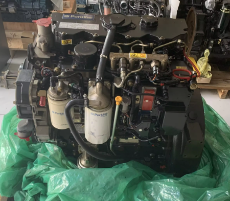 NEW original C4.4 EFI Engine 1104D-E44T Diesel engine 116.9KW/2200RPM For Perkins