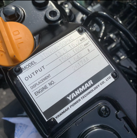 NEW original 3TNV88 Diesel engine 13.5KW/1500RPM 16.2KW/1800RPM 3 cylinder Engine assembly 3TNV88-GGHWC For YANMAR