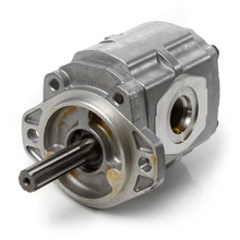 Load image into Gallery viewer, 91371-10700-ORG : PUMP - HYDRAULIC KYB - motofork