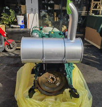 Load image into Gallery viewer, D7D D7E D6D D5D Original Genuine Excavator Diesel Motor Machinery Engines D6E EAE2 Engine For VOLVO