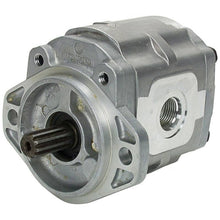 Load image into Gallery viewer, 17237-12002 : HYDRAULIC PUMP - motofork