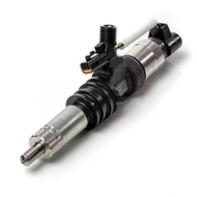 Load image into Gallery viewer, ME302143-ORG : INJECTOR ASSY 6M60-TL - motofork