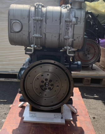 NEW original V3800 Diesel engine 73.4KW/2600RPM 4 cylinder Engine assembly V3800CCR-T-CF02 For kubota