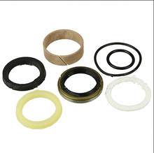 Load image into Gallery viewer, 04653-10310-71,04653-10301-71,04653-10300-71: Seal Kit,Free Lift Cyl. - motofork